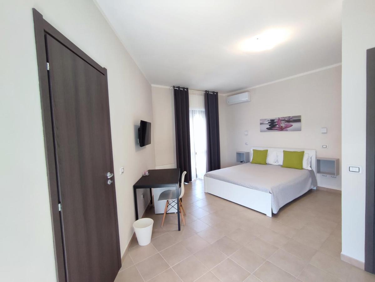 Cristian Rooms Avola Exterior photo